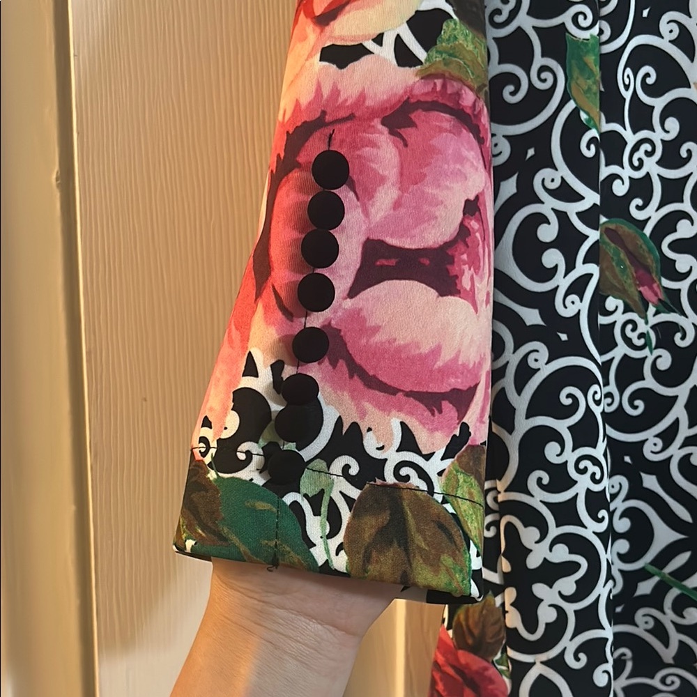 Joseph Ribkoff Fabulous Vintage Black and Pink Rose Blazer Size 12 - Picture 5 of 7